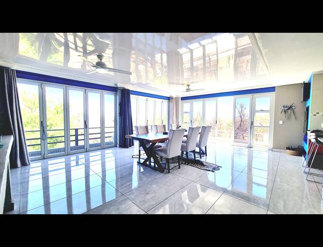 4 BEDROOM FREEHOLD FOR SALE IN SABLE HILLS